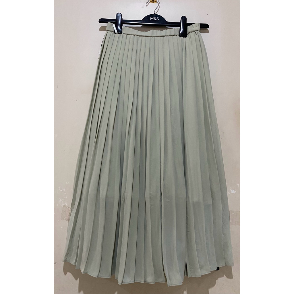 Rok Plisket Uniqlo M