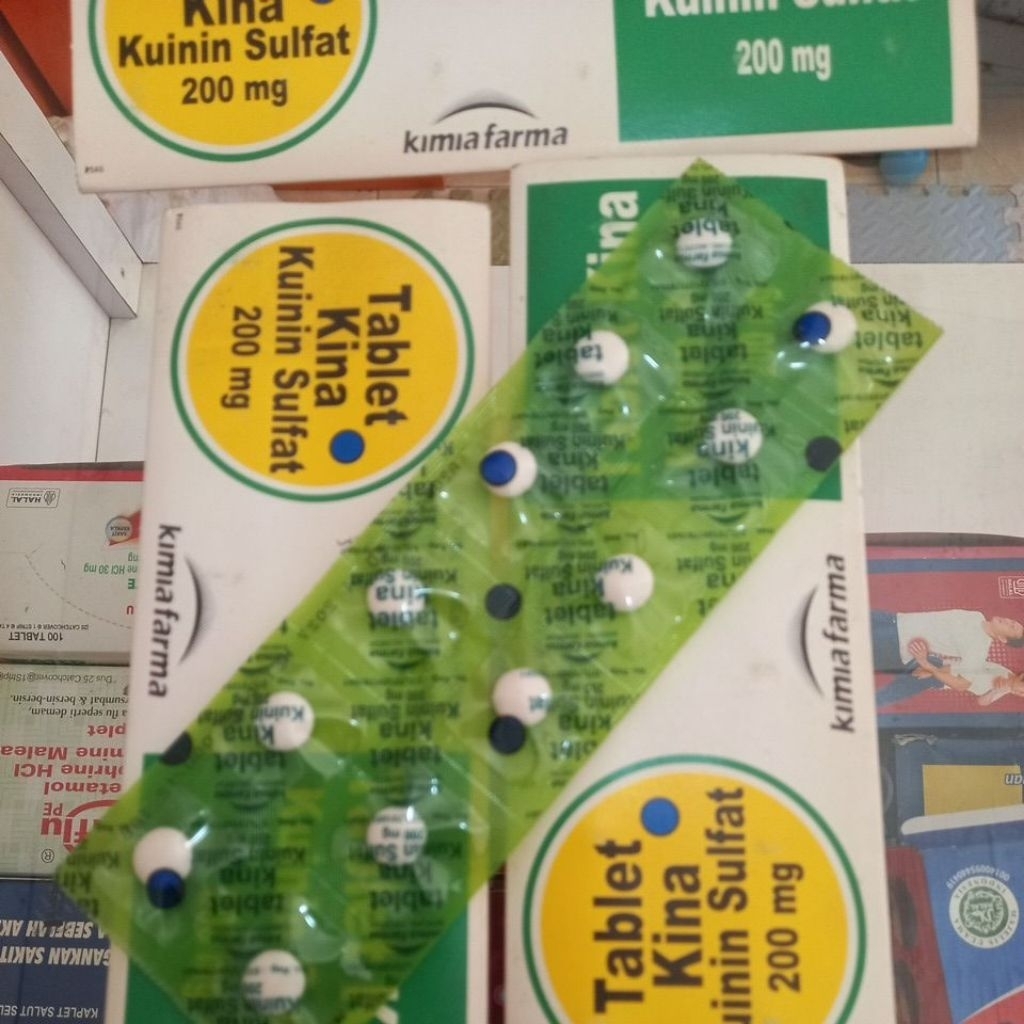 multivitamin pil malaria kina per 1/2 lembar 6biji
