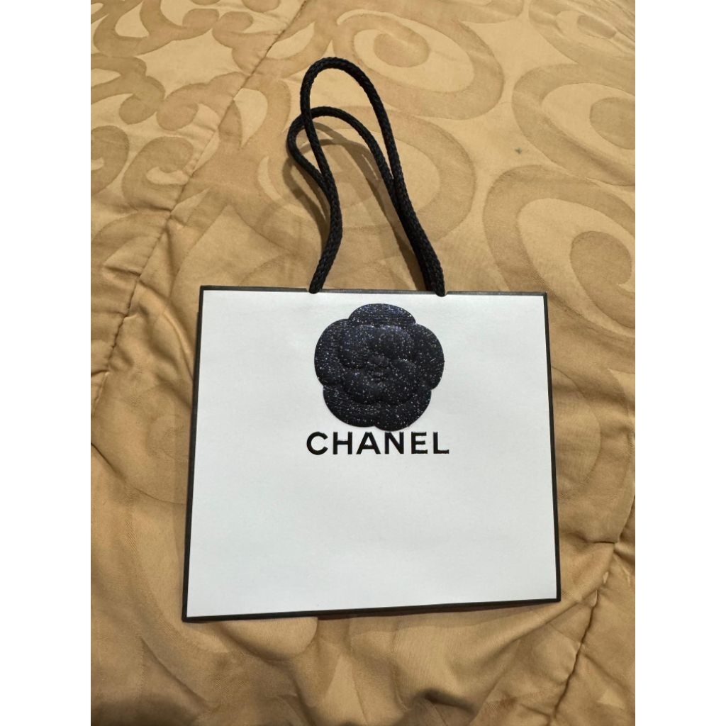 Chanel Beauty Paperbag Small - Special with Camellia