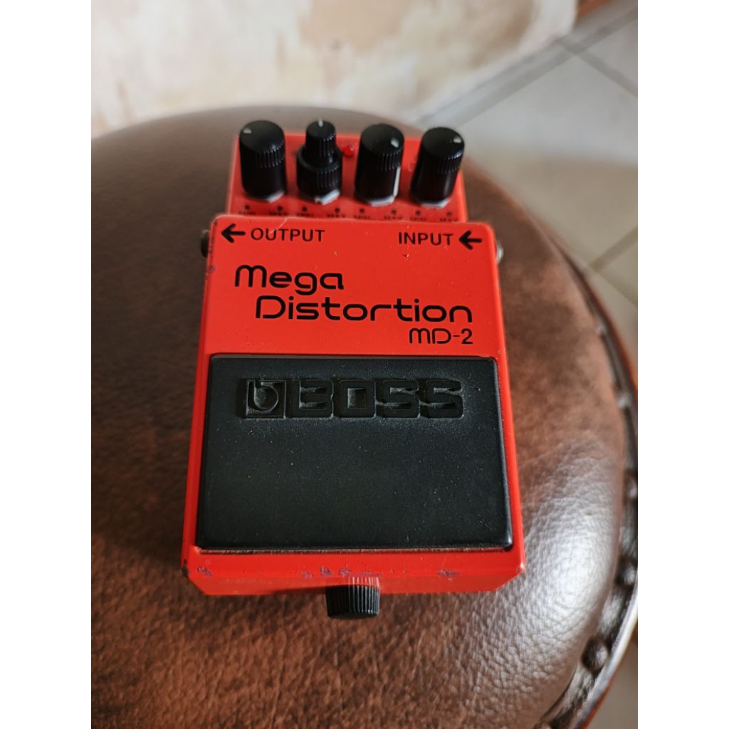 efek gitar listrik boss md-2