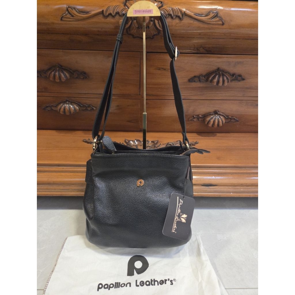 tas papillon hitam