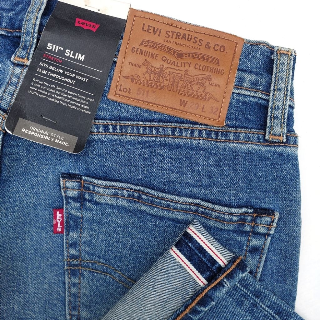 Levı 's 511 SELVEDGE Slim Fit Jeans
