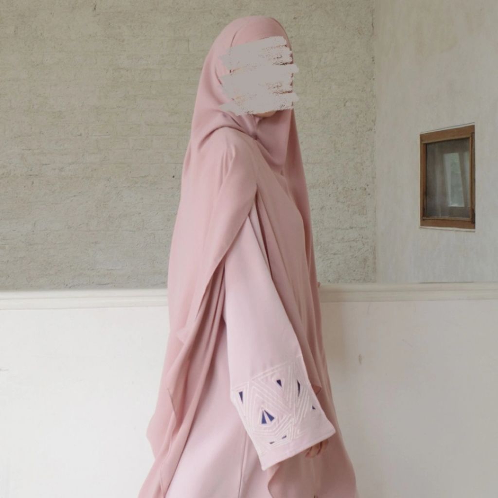 itsar Caspia Side Khimar