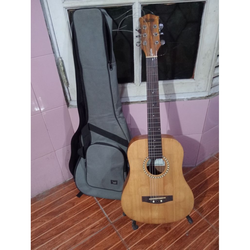 Gitar Akustik Dluxe 3/4 Original (Bekas)