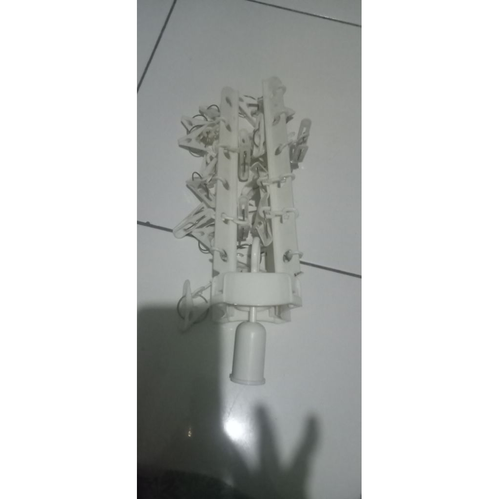 jemuran tingkat bayi