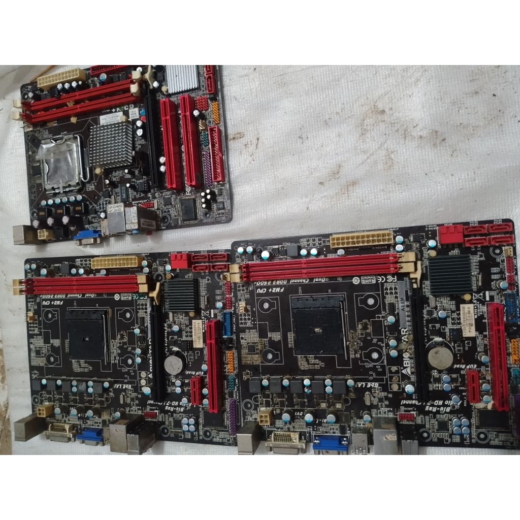 3 motherboard rusak ex warnet plus hp