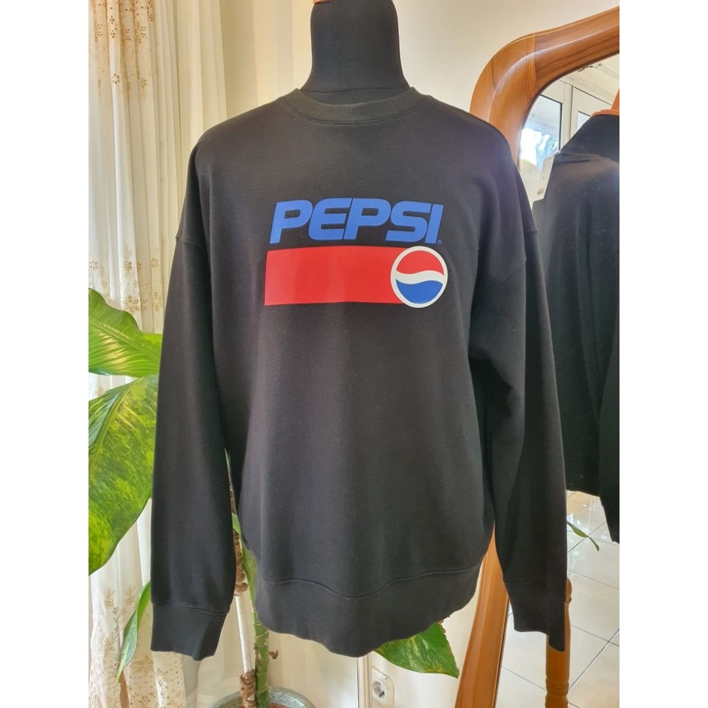SWEATER PRIA PEPSI x TOPTEN