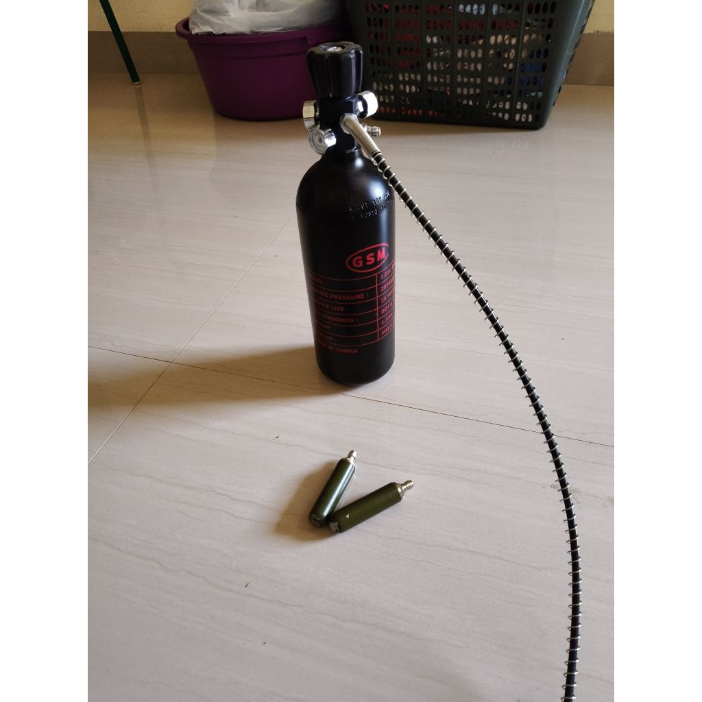 Tabung GSM 1 liter dan tabung co2 isi ulang