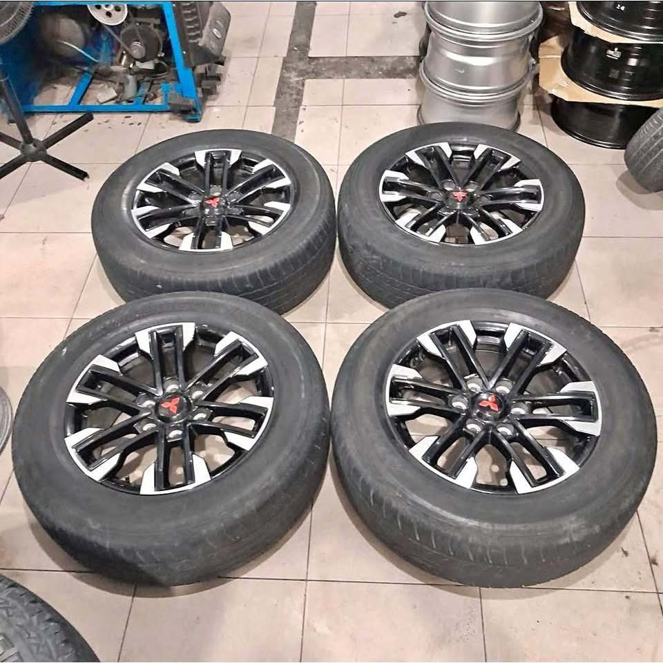 Velg Mobil Oem Pajero Ring 18 Murah Bonus Ban