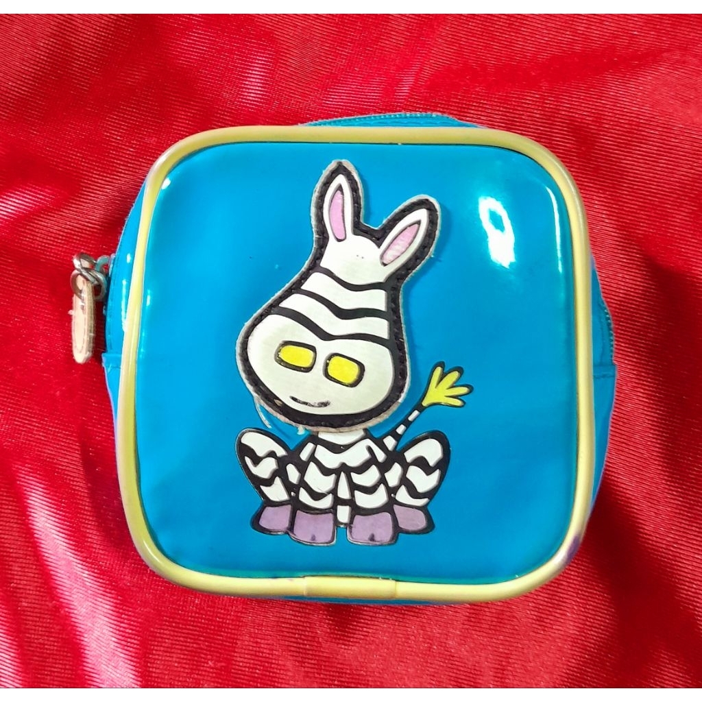 Pouch / Dompet kecil Merek Happy House Junior Biru glossy /Preloved