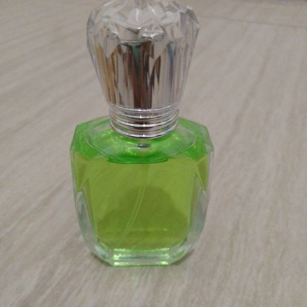 Parfum Pria Aroma Hmns Tahan Lama