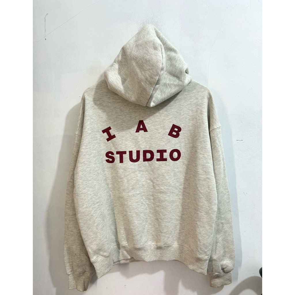 Hoodie “IAB Studio”