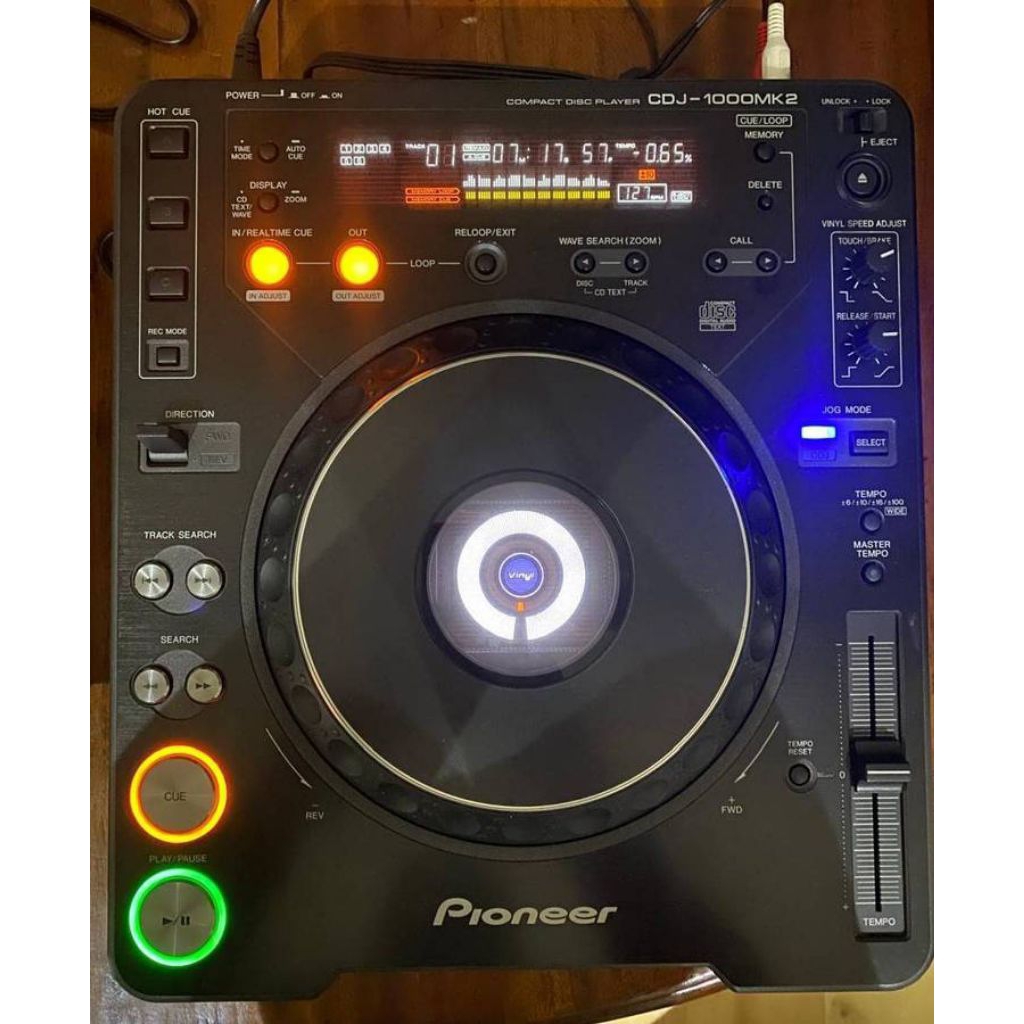 Pioneer CDJ1000 MK 2 DAN BEHRINGER MIXER DJX 700 FULL SET BONUS KABEL