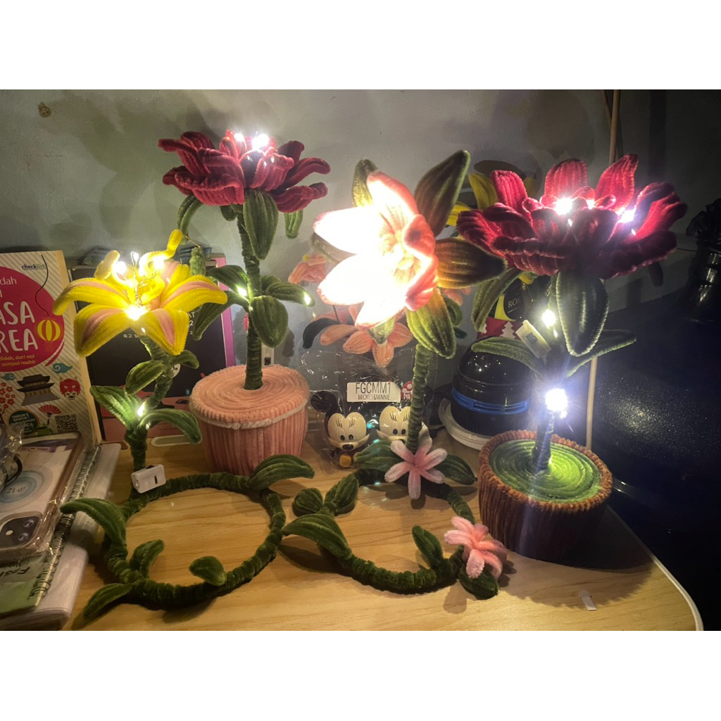 Bunga Kawat Bulu/Lampu hias kawat bulu/Lampu Meja