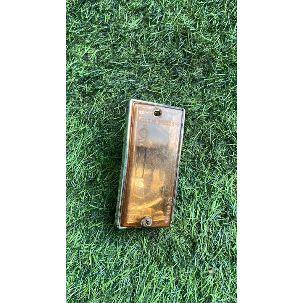 sen kiri vespa exlusive px excel merk triom