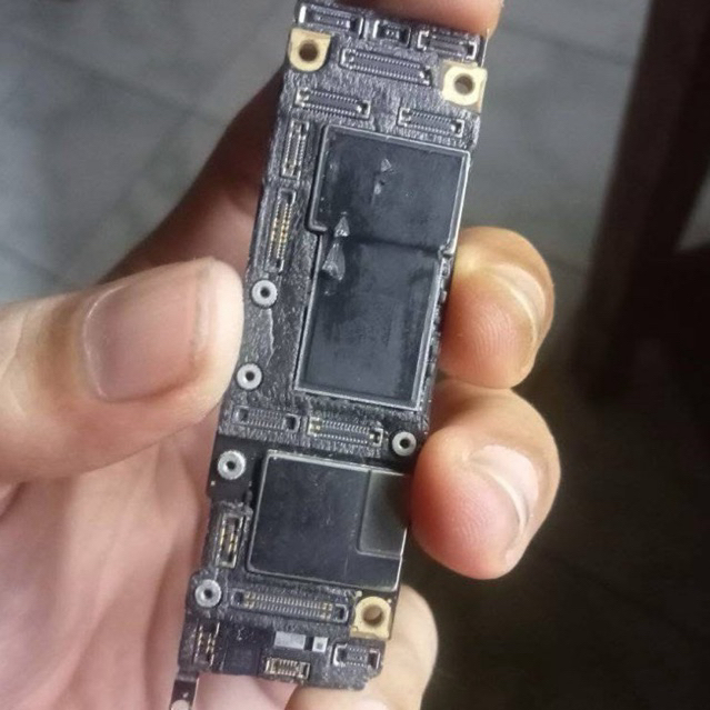mesin iphone 11 lock icloud 64gb ex inter