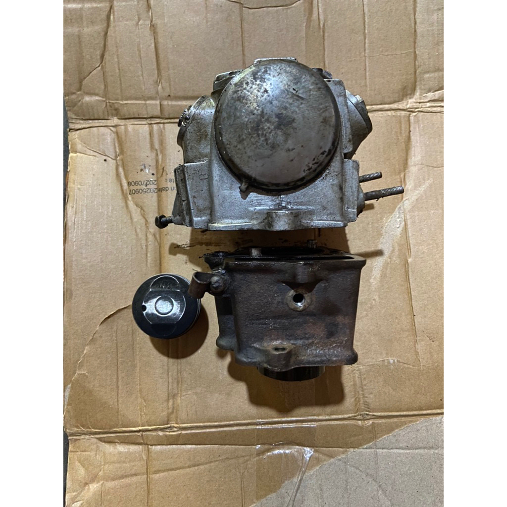 Cylinder Blok head Honda C70 pispot (72cc) original 2nd
