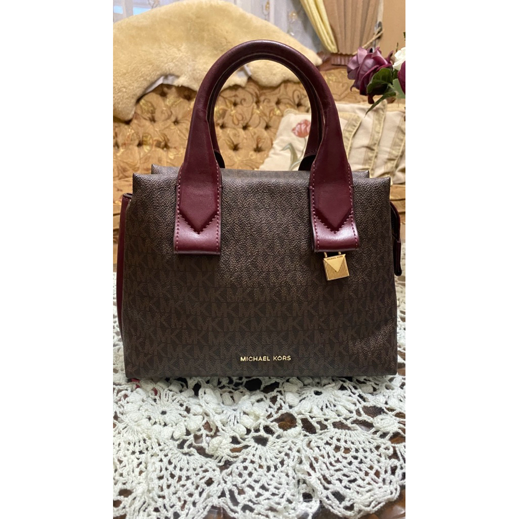 Preloved MK Original