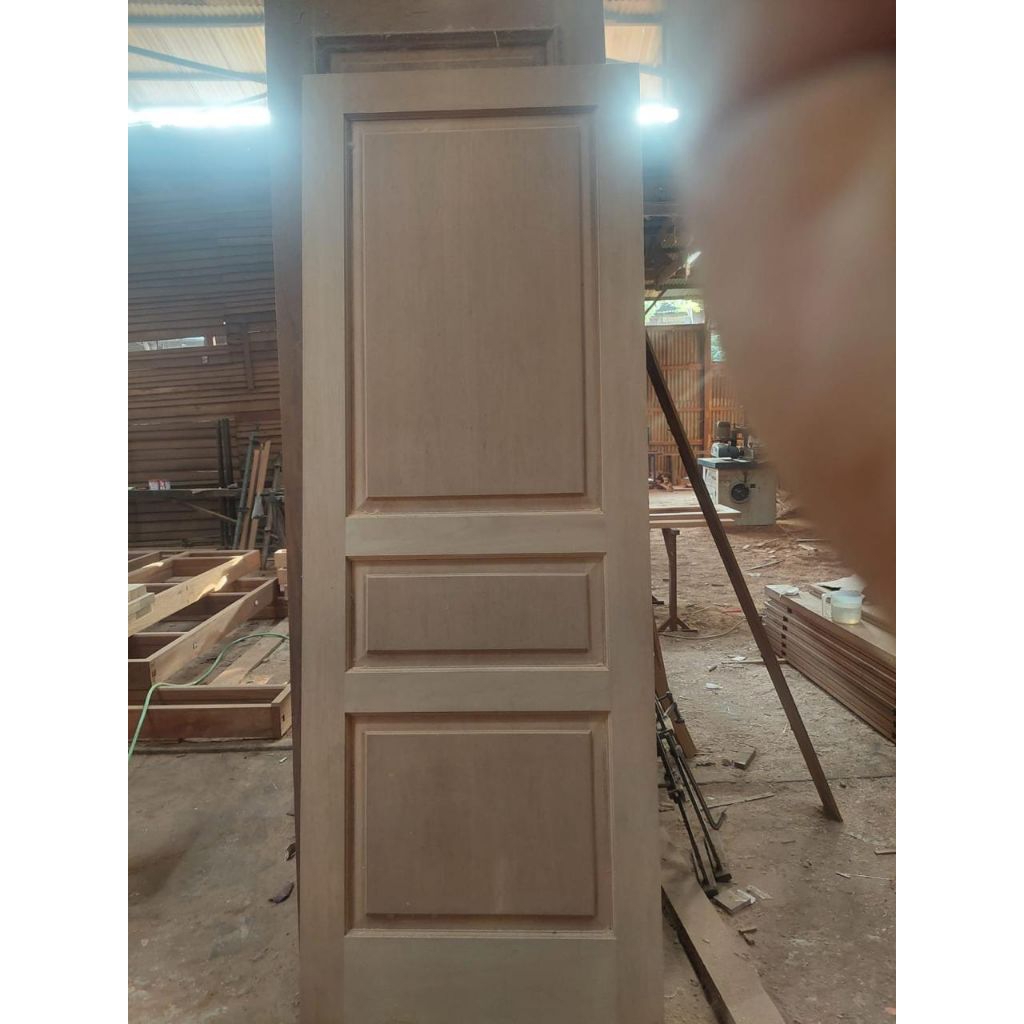Pintu Minimalis, pintu utama kupu tarung, kayu Kamper Samarinda Oven
