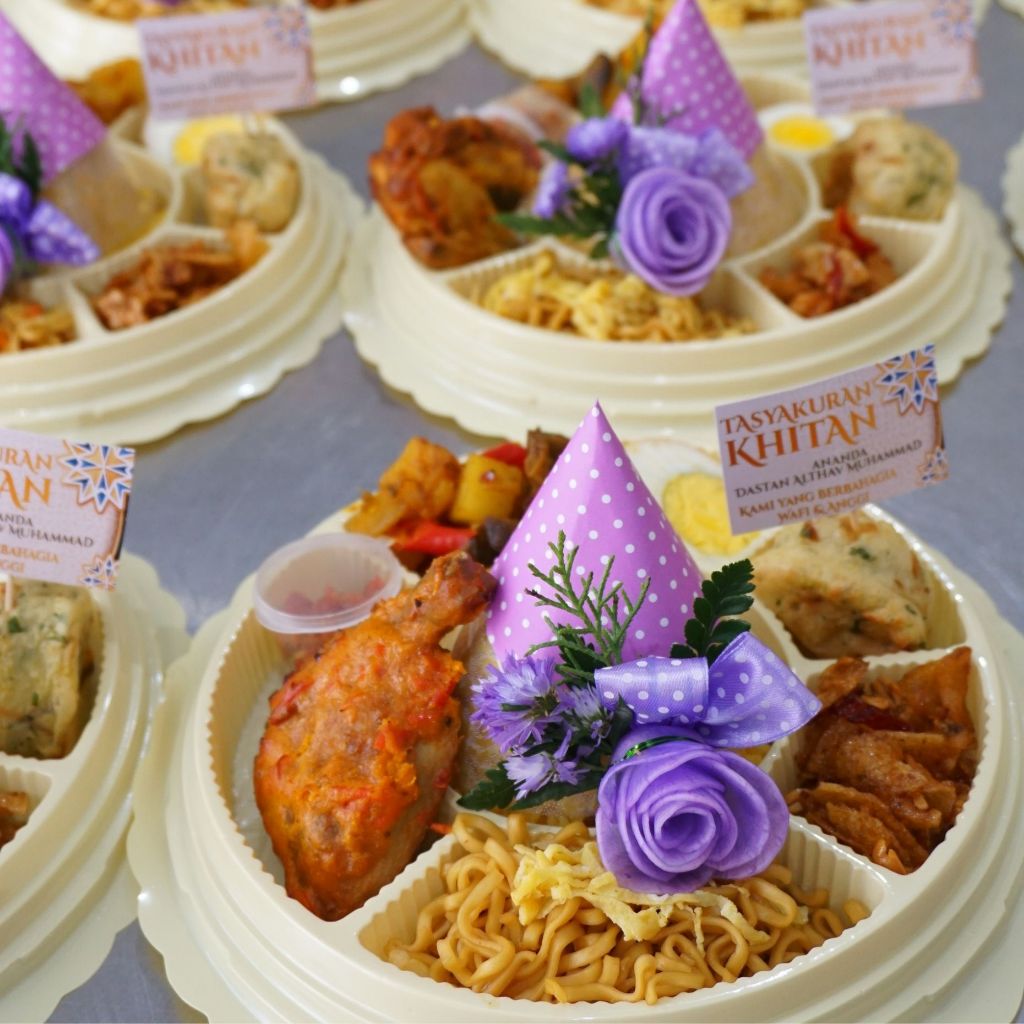 Tumpeng Mini Bu Mimin - Nasi Kuning Box Syukuran & Ulang Tahun Surabaya (Ahlinya Dadakan)