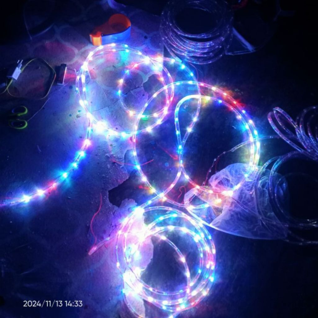 Lampu LED Odong-odong 1 roll = 5 meter (DC pakai Aki, Bisa juga Listrik pake Travo)
