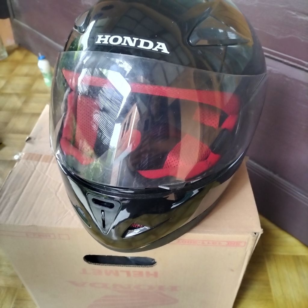 Preloved Helm Full Face CBR