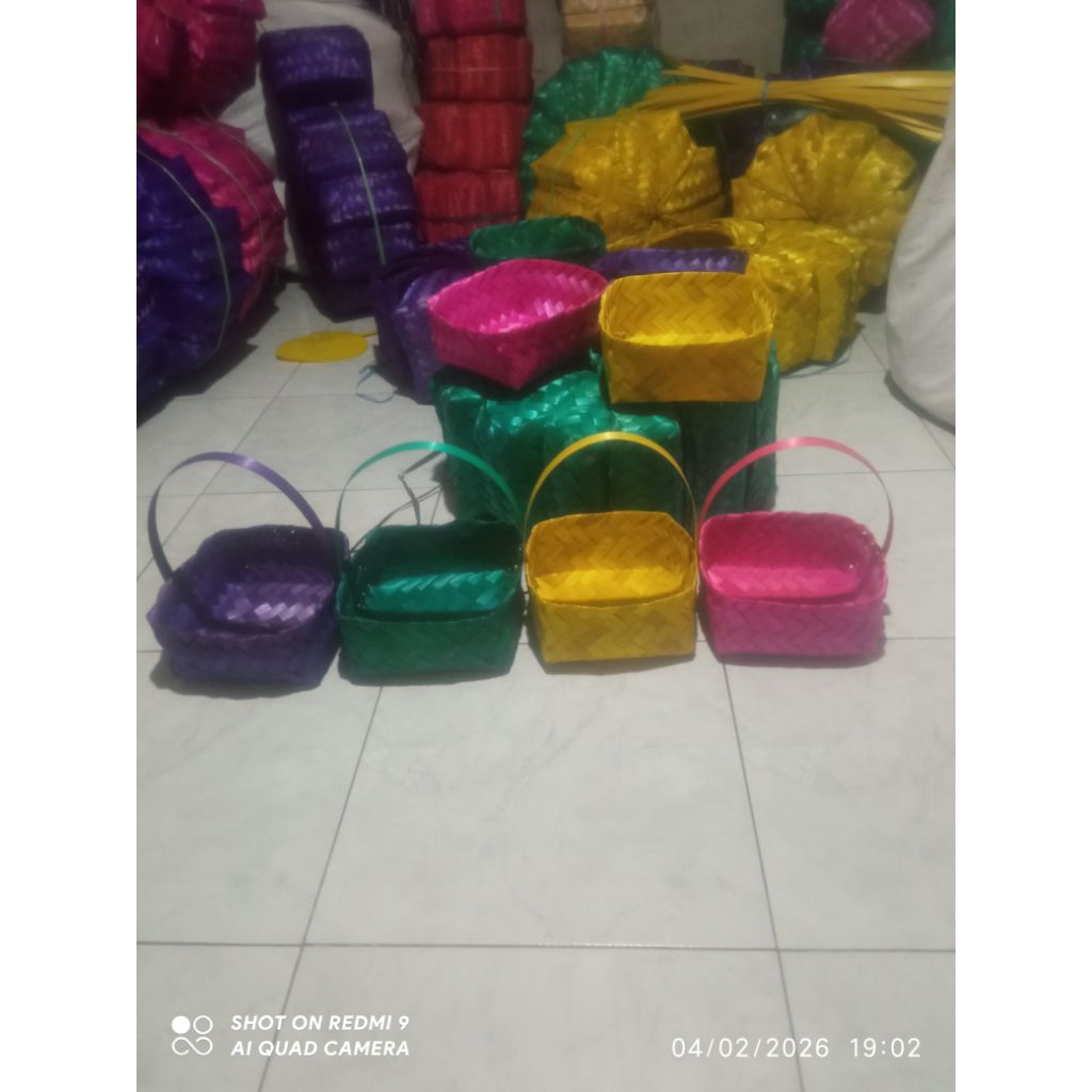 Keranjang Hampers/keranjang parsel/keranjang hantaran/besek hampers/keranjang buah/box hampers