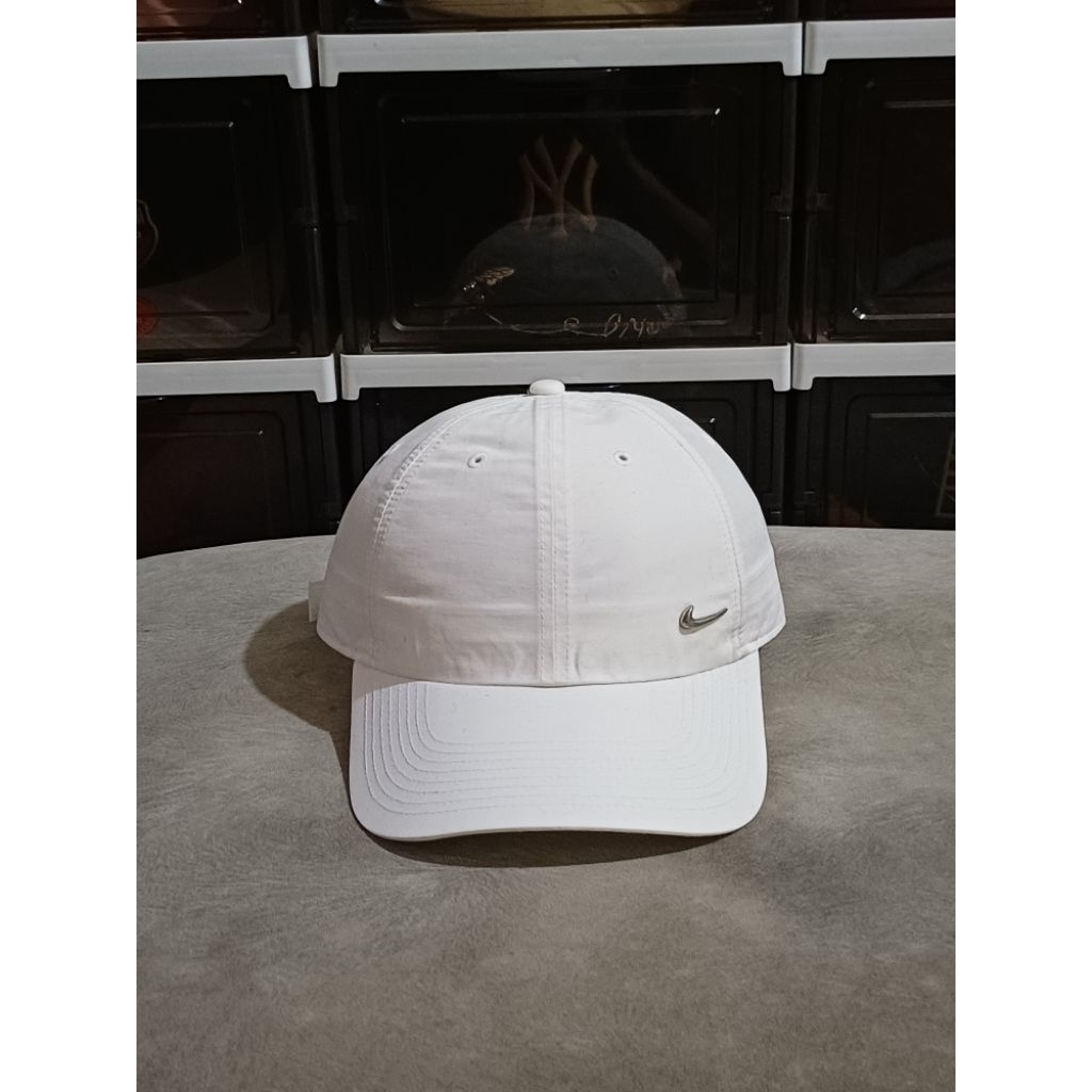 topi nike heritage86 second