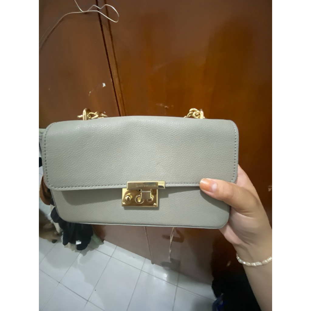 doris dorothea shoulder bag