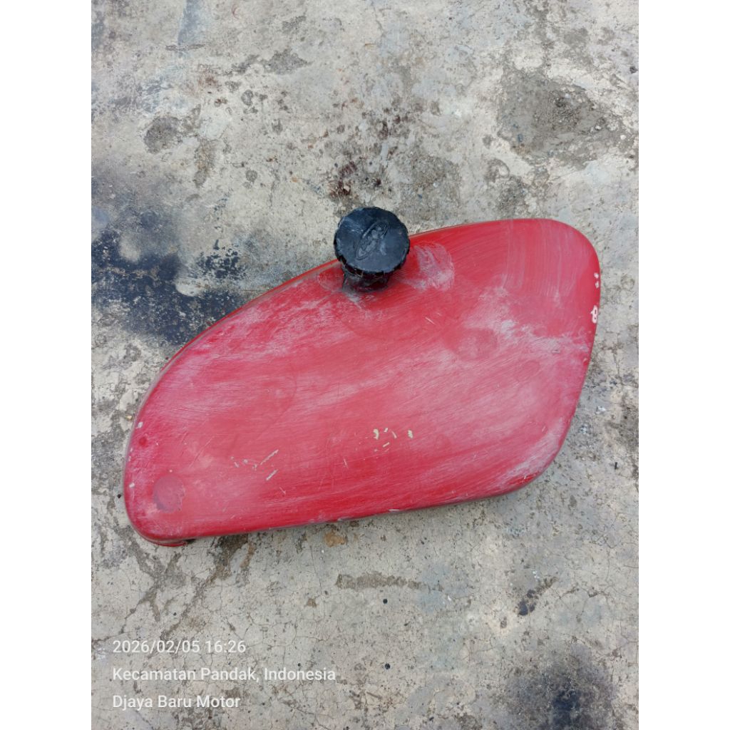 Tutup Samping Box Aki Honda C70 Original