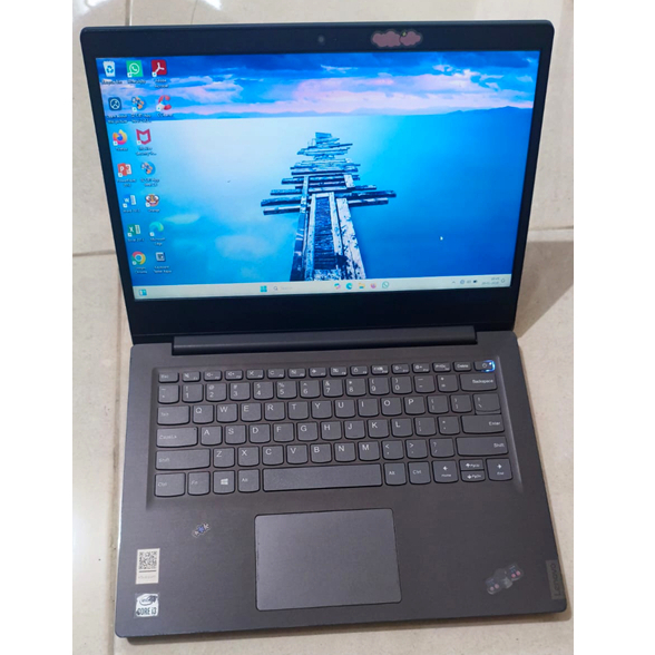 LAPTOP LENOVO V14-14IIL i3-1005G1 8GB SSD 512GB INTEL UHD 14" - BEKAS