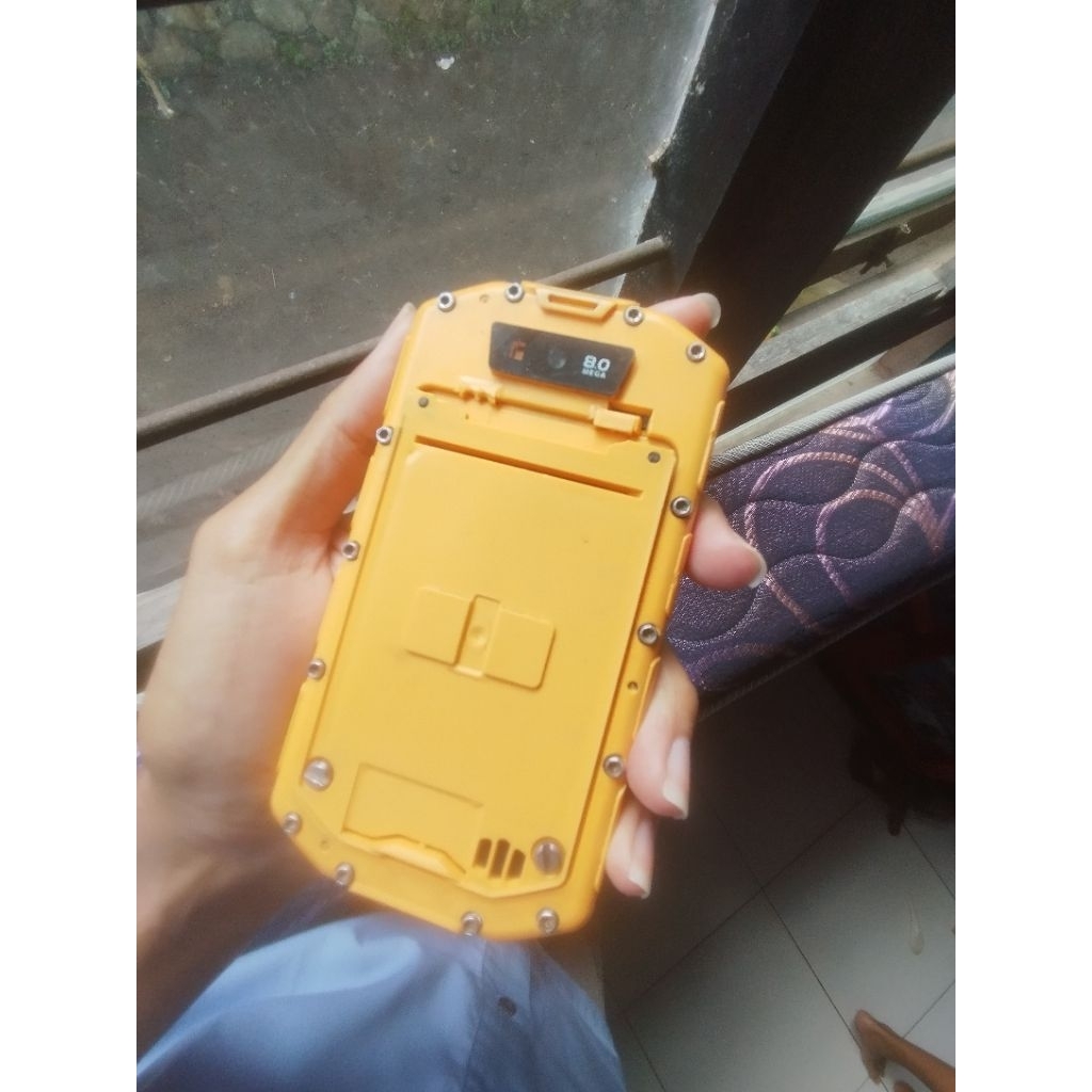rugged phone hummer h5