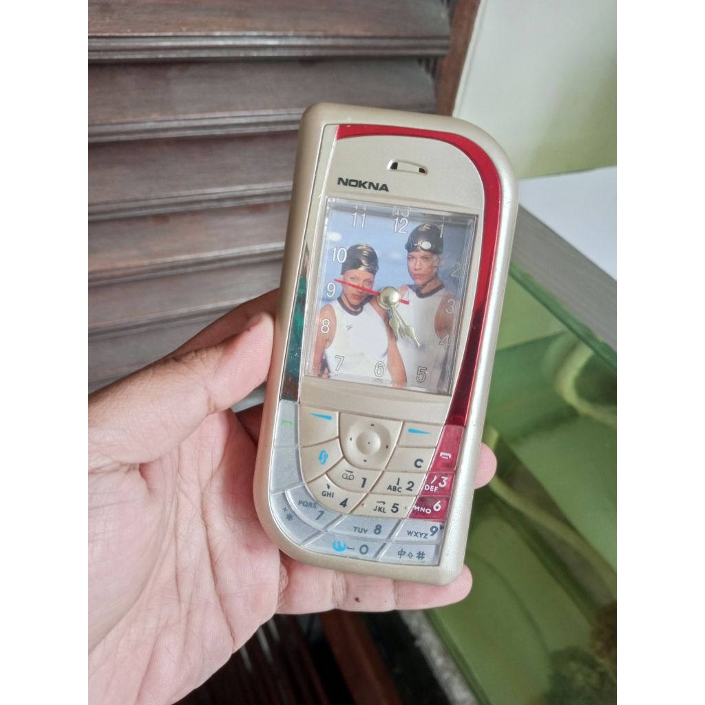 Jam vintage model Nokia 7610 (mati)
