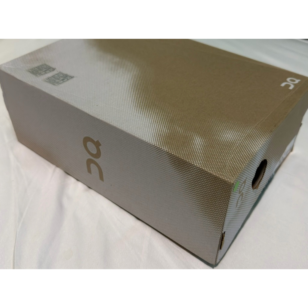 ON Running Cloud 6 Waterproof Black