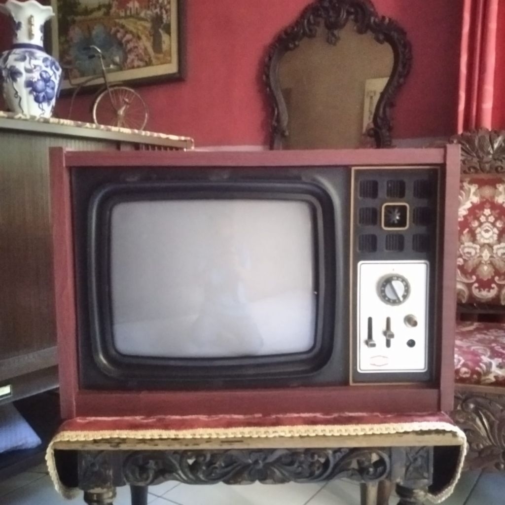 Tv televisi jadul antik vintage merk Union lawas kuno