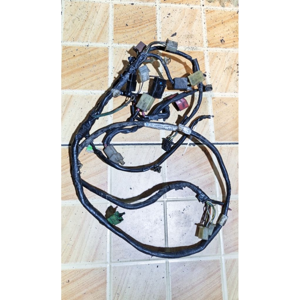 kabel body Beat karburator (KVY) original pembawaan motor