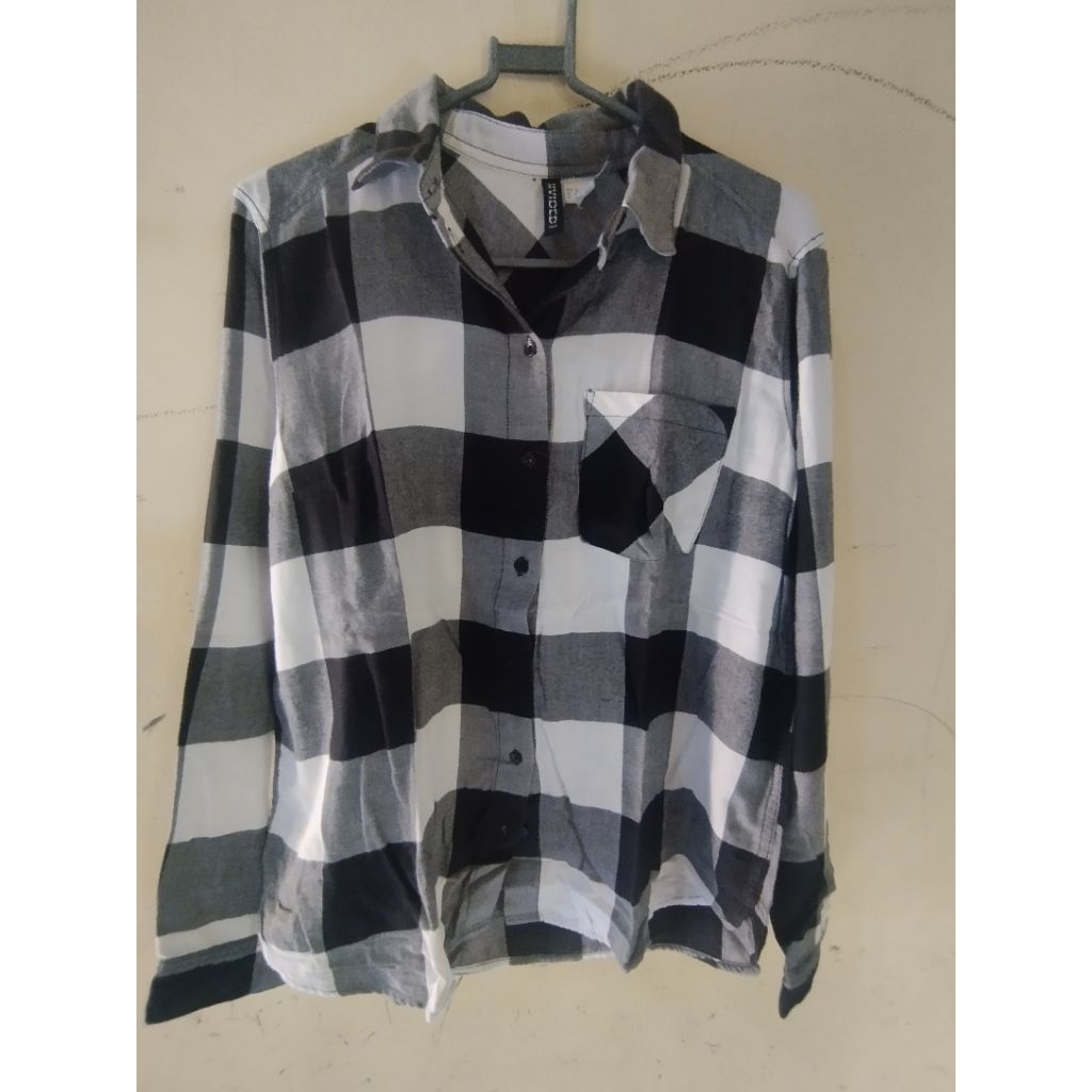 preloved kemeja hm hnm preloved kemeja kotak