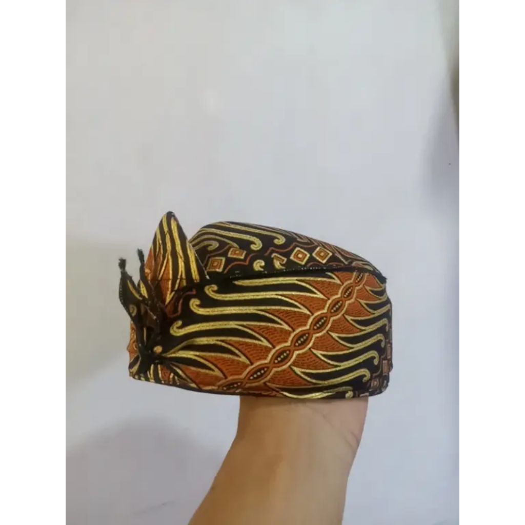 Iket Sunda udeng totopong blangkon parekos tutup bayi