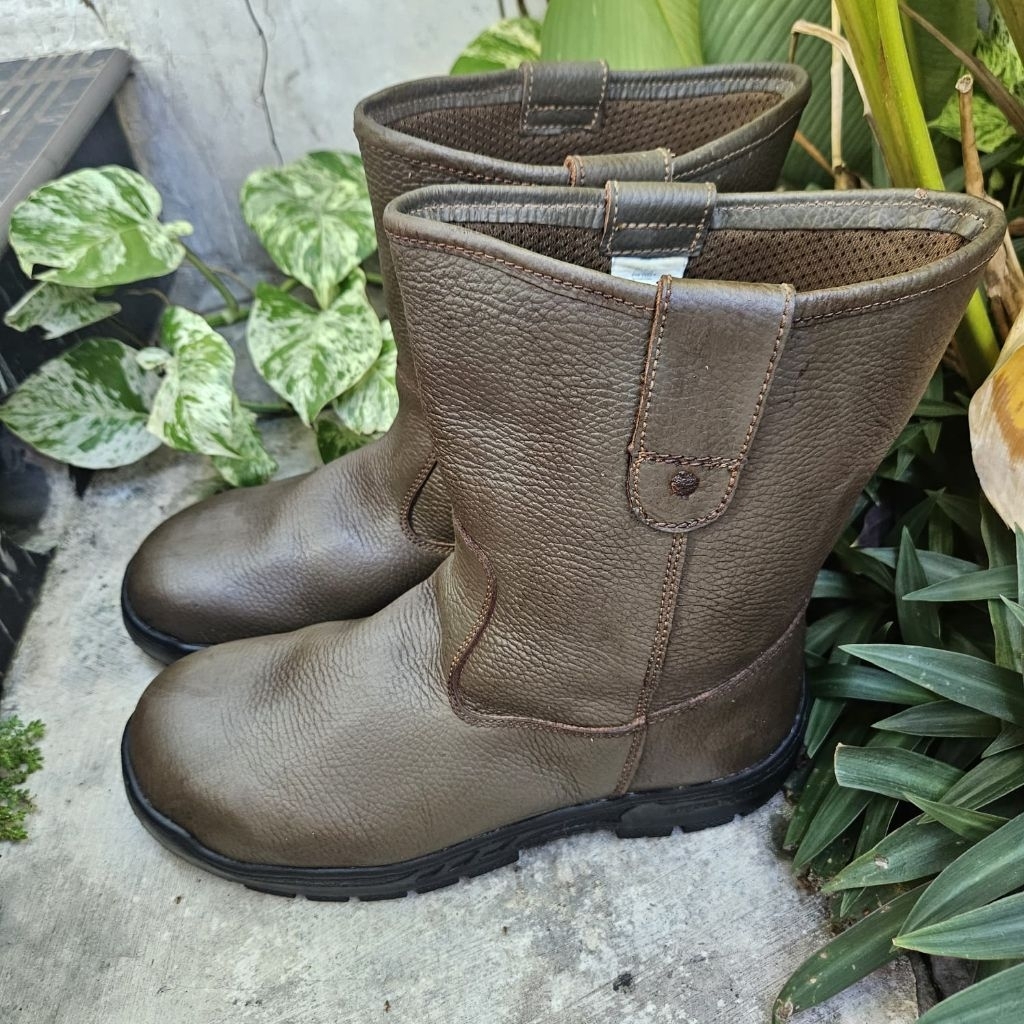 sepatu safety second krusher size 43(28cm)