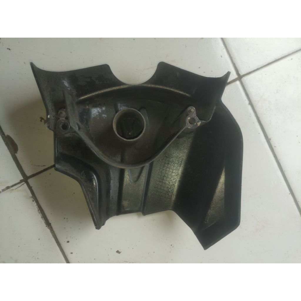 tutup gir depan revo AT