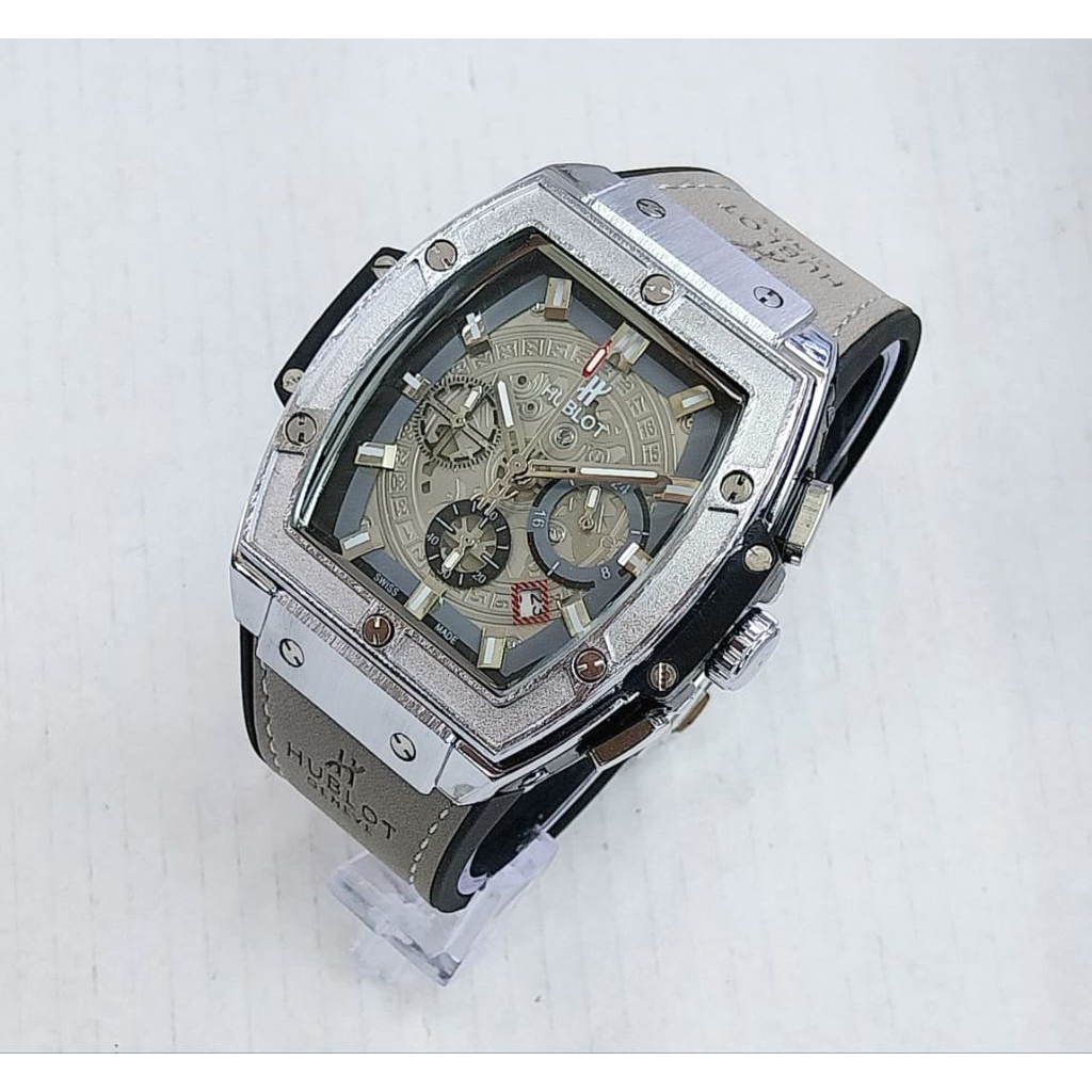 Hublot Spirit of Big Bang Rose Gold Chronograph – Jam Tangan Pria Sport Mewah