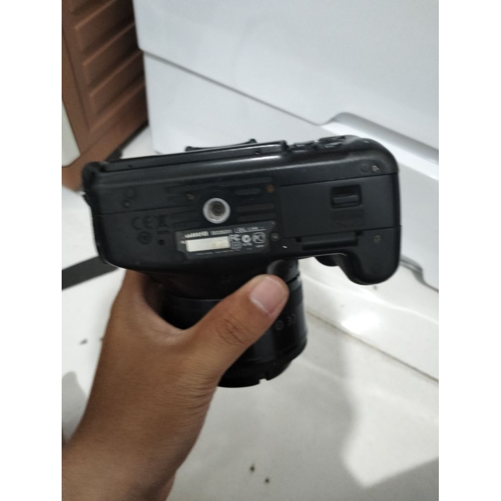 CANON EOS 600D LENSA FIX 50MM F1.8