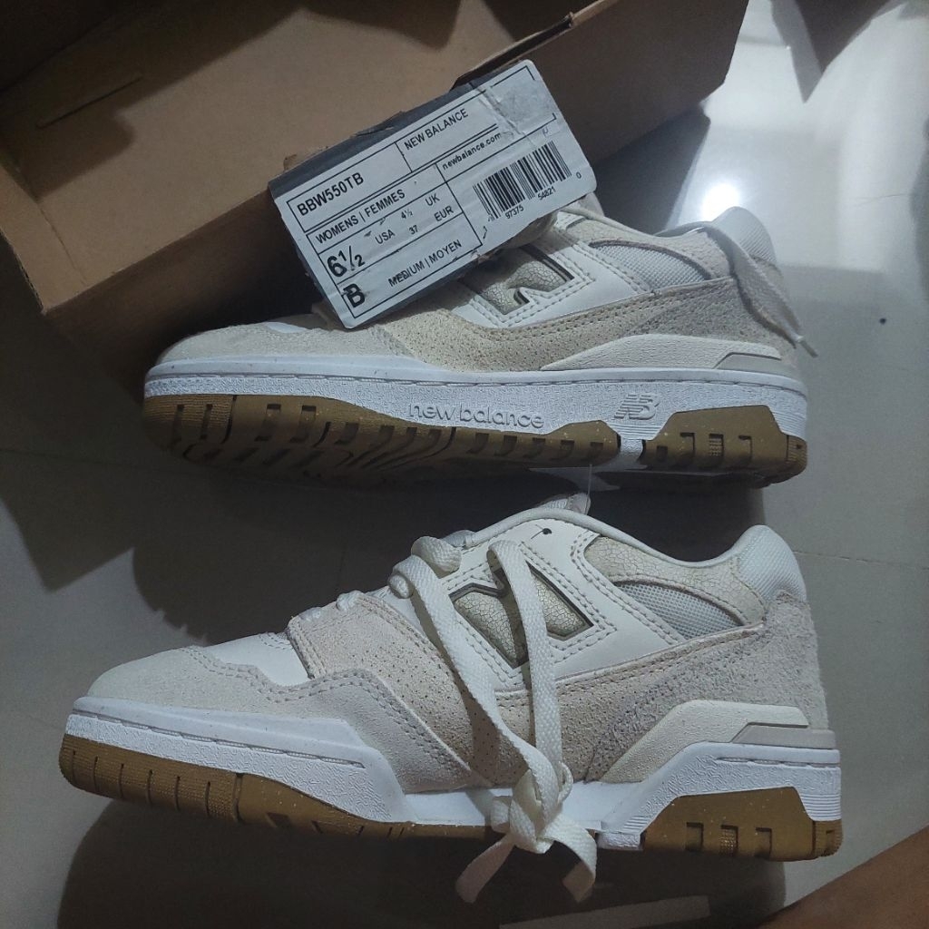 New Balance 550 Sea Salt Size 37