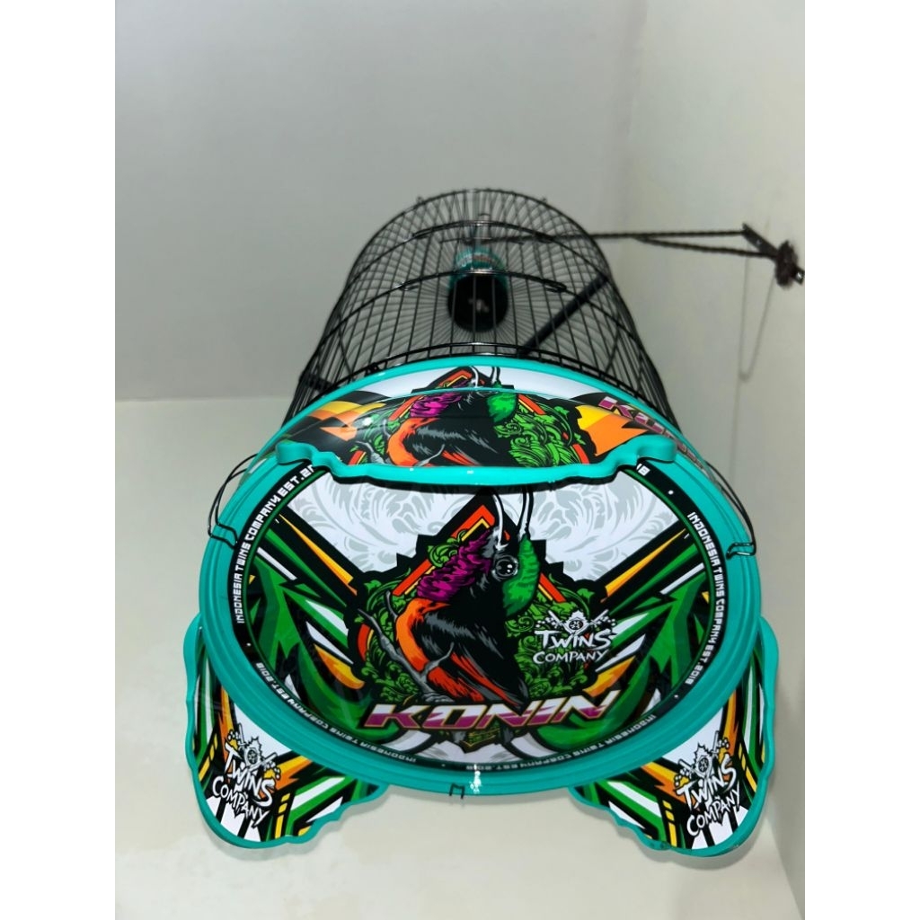 Sangkar burung besi konin hijau