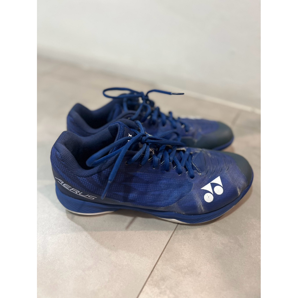 Sepatu Yonex Aerus Z2 Wide Uk 41 (second)