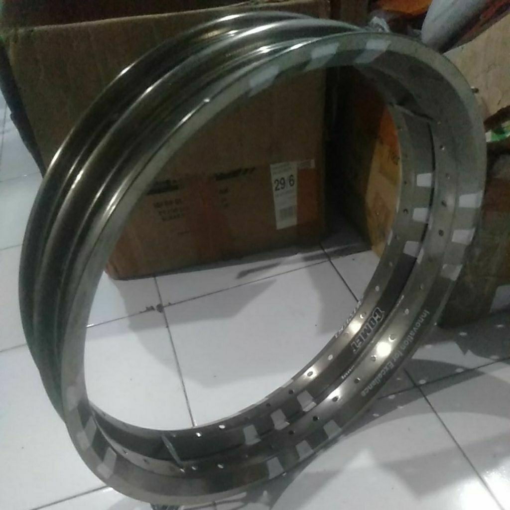 velg comet ring 17/1.60