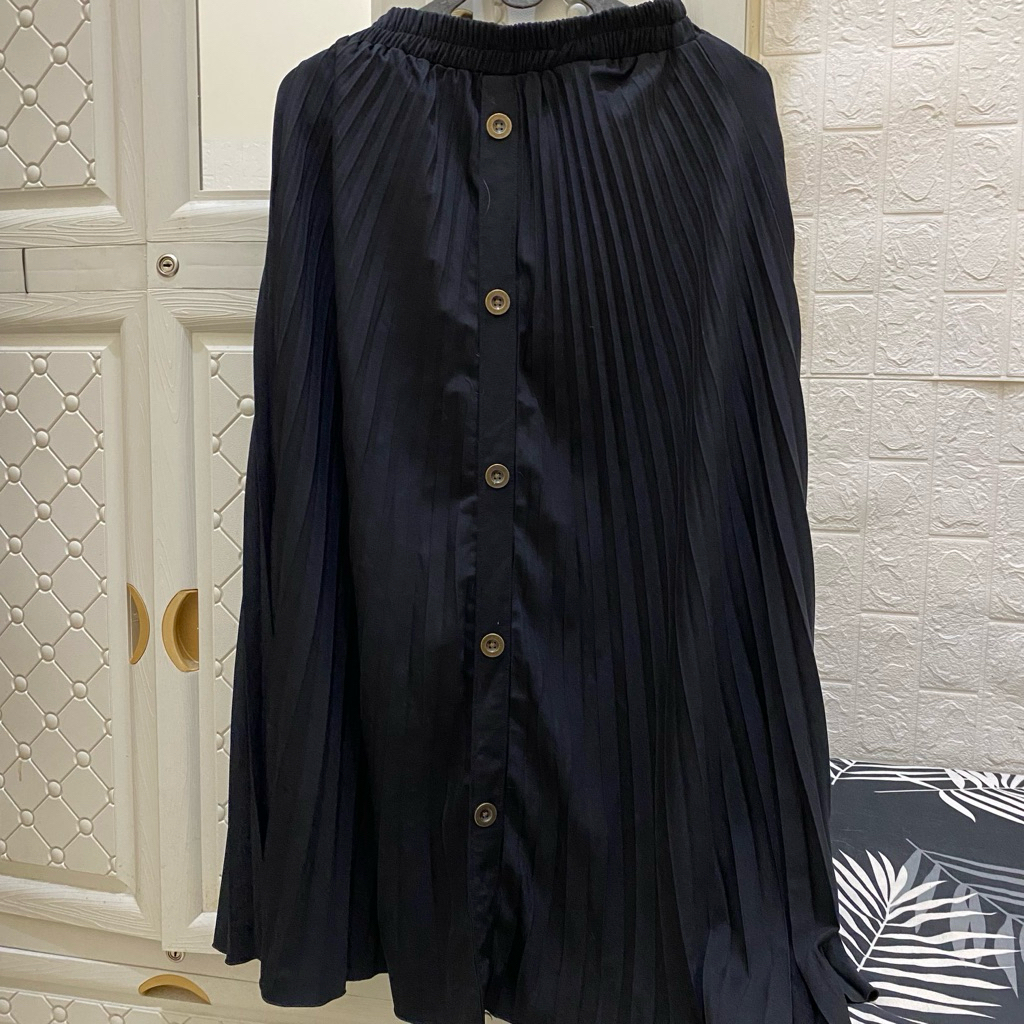 PRELOVED ROK PLISKET