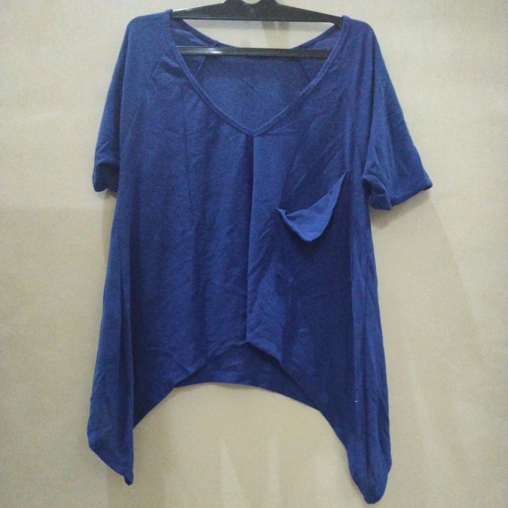 Kaos asimetris biru bigsize