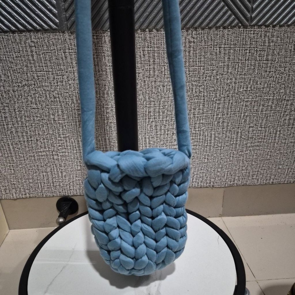 Tas rajut model spiral