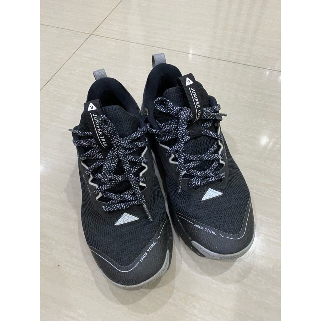 PRELOVED NIKE TRAIL Sepatu Perempuan Size 38 Warna Hitam